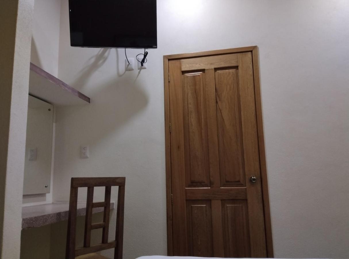 بارا دي نافيداد Hotel Puerta Del Sol المظهر الخارجي الصورة